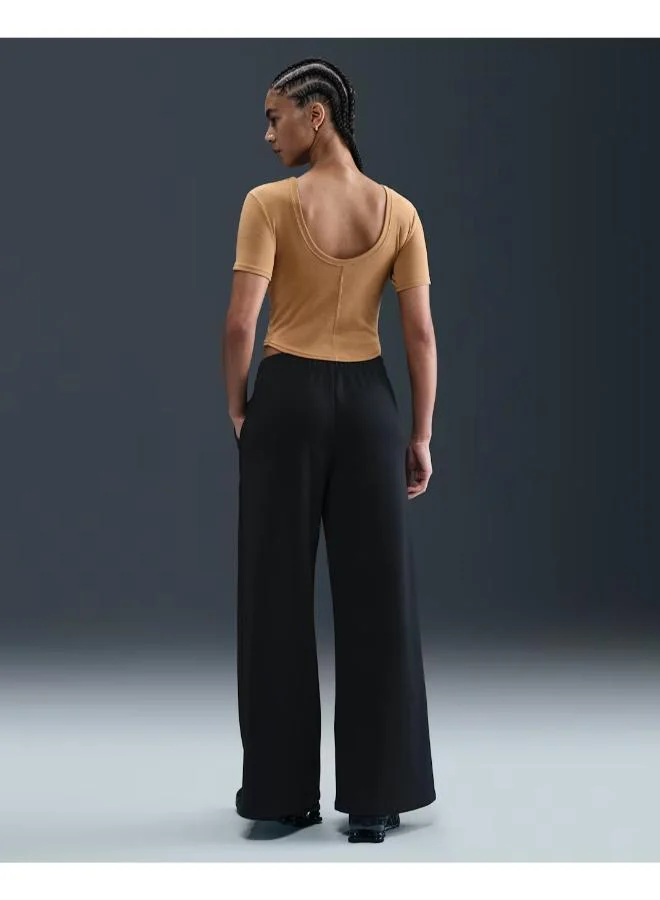 نايكي بنطلون رياضي واسع الساق